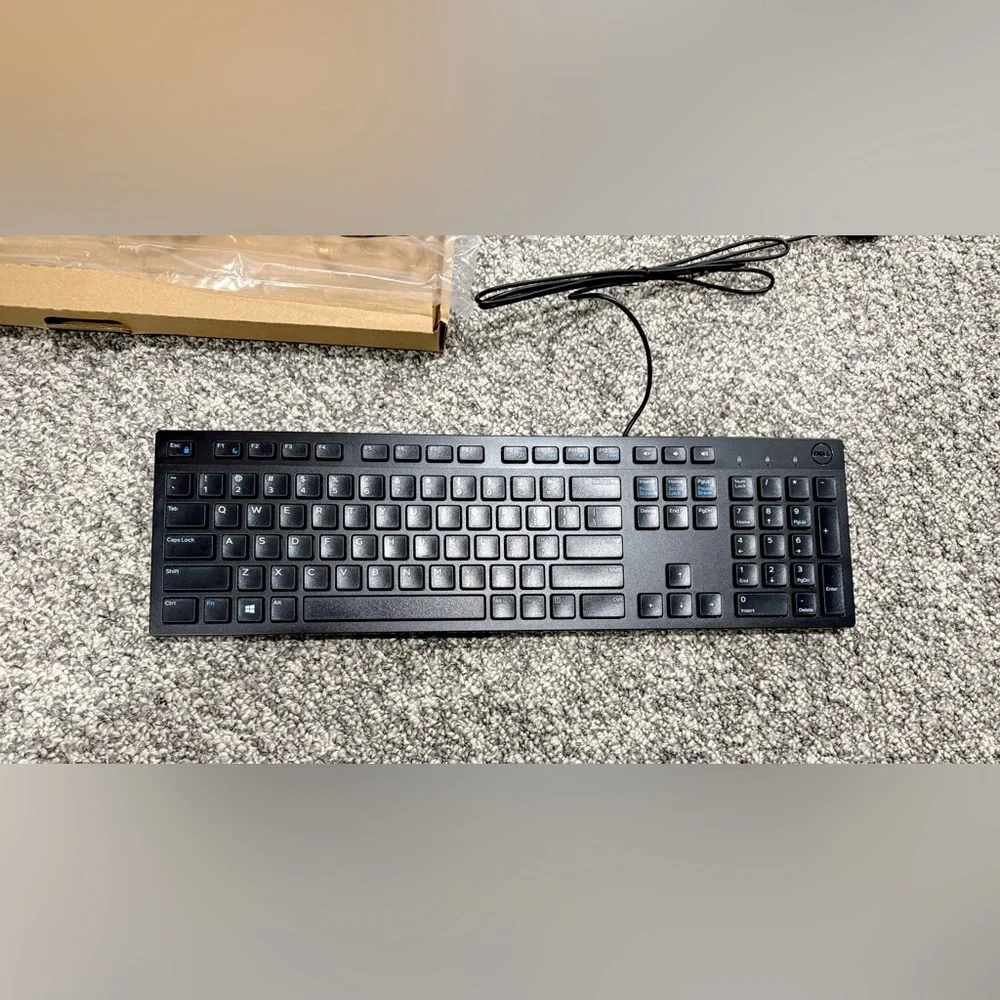 NWT-Dell KB216 USB Keyboard ⌨️ Black. Wired. 🖥️ In original packaging. 🆕